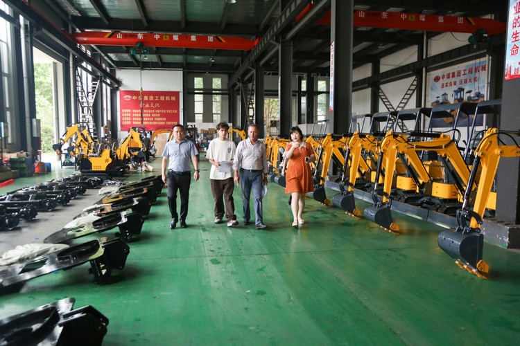 Egyptian Businessmen Visit China Coal Group To Purchase Construction And Coal Mining Equipment