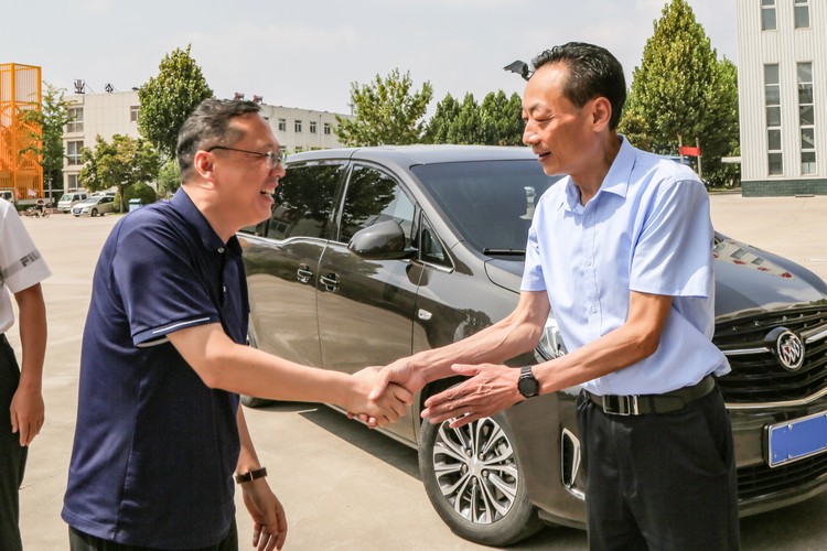 Shandong National Defense Mechanical And Electronic Trade Union Visited China Coal Group