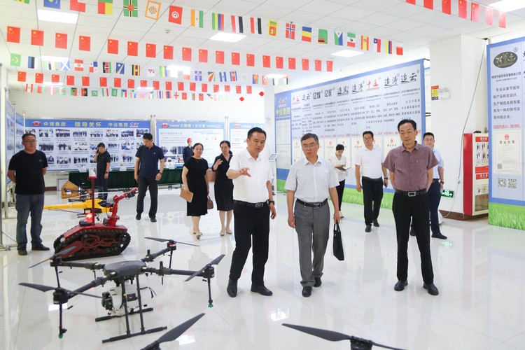 Jining University Leaders Visit China Coal Group For Cooperation