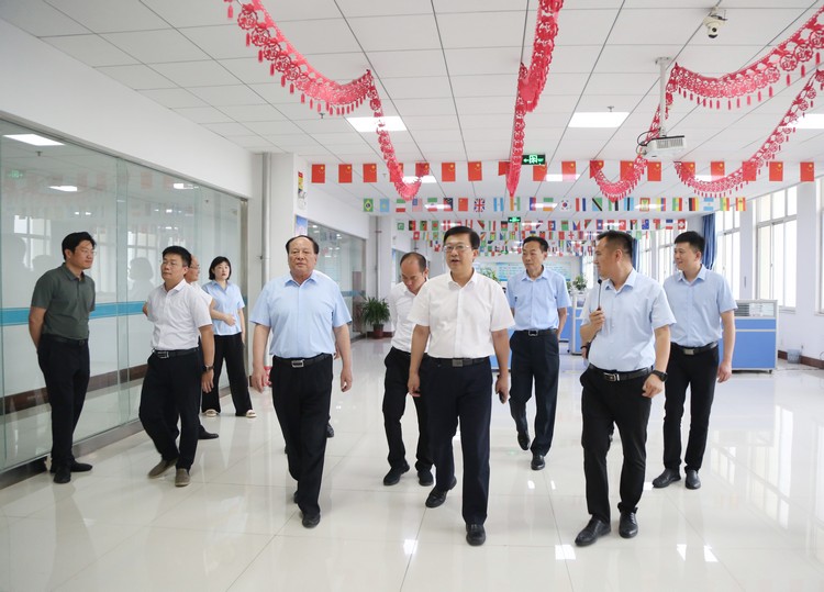 Jining Government Vice Mayor Zhang Dong And His Delegation Visit China Coal Group To Specialized Research